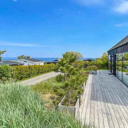 Дом отдыха Beautiful In With Kitchen