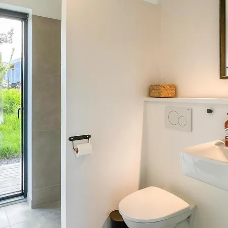 Beautiful In With Kitchen *