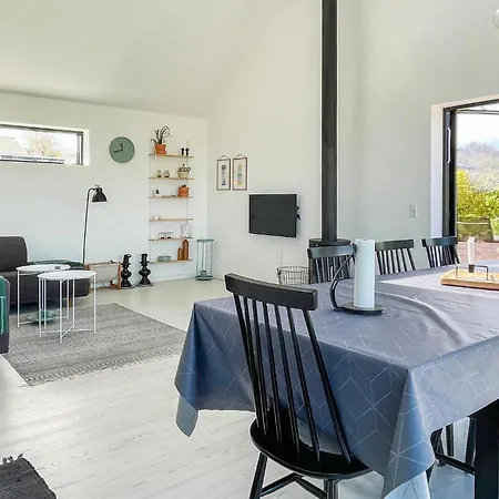 Beautiful In With Kitchen *