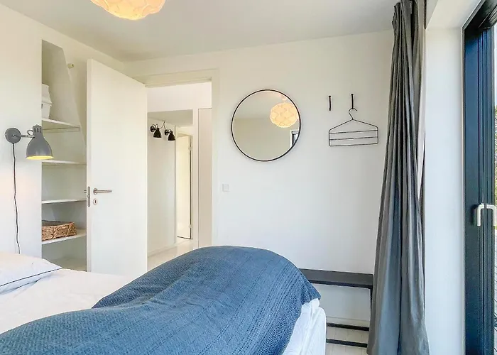 Beautiful In With Kitchen